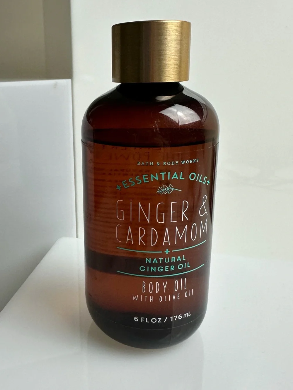 Bath & Body Works Essential Oils Ginger & Cardamom Body Oil Rare